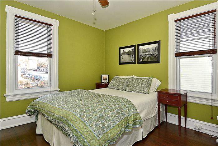 bedroom#2 at 1018 Kearny street NE DC (Brookland)